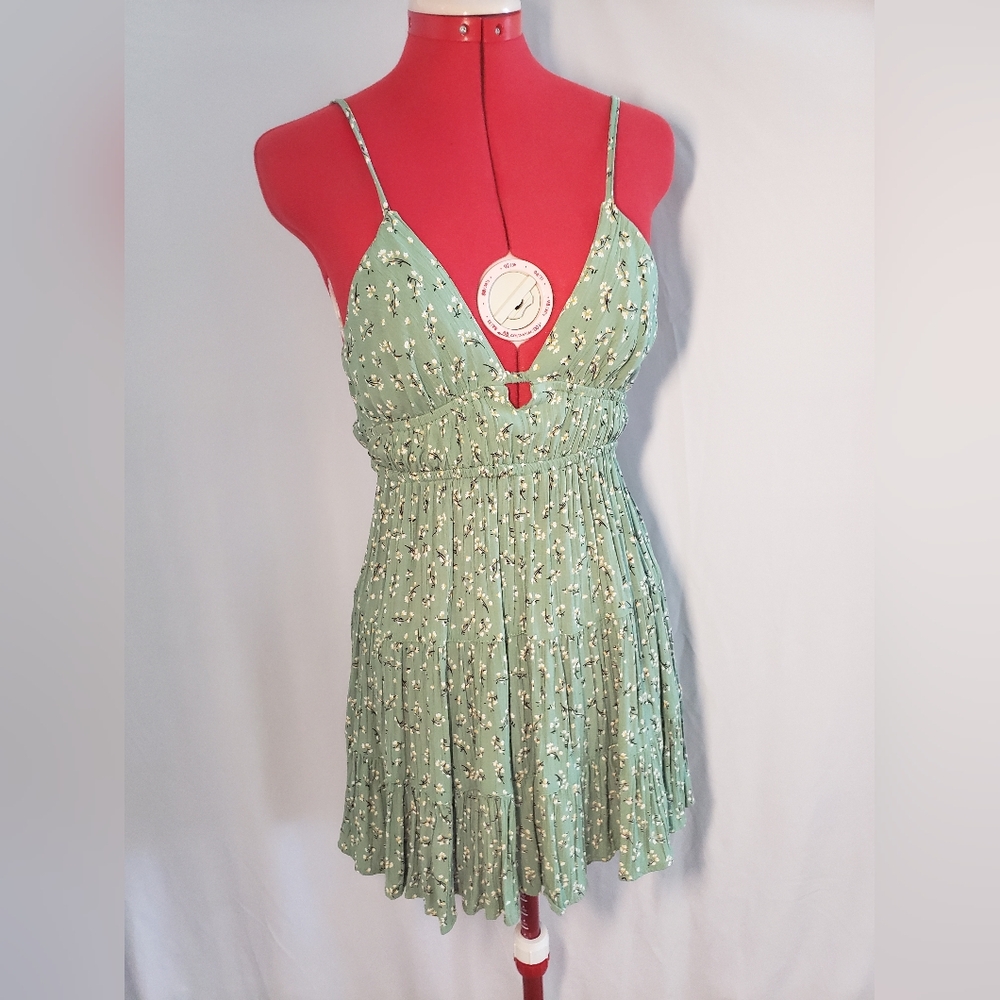 Angie Sage Green Floral Midi Dress - Picture 2 of 6